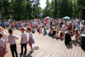 FUN DAY w miejskim parku – cała Mława świętowała Dzień Dziecka
